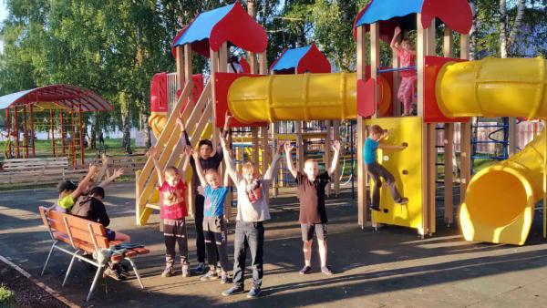 В Яренске открыли детскую площадку мирового уровня
